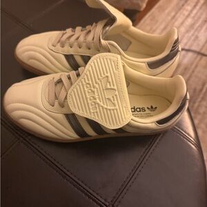 Adidas Samba LT Women's Sneakers - Cream White and Black (almost new)